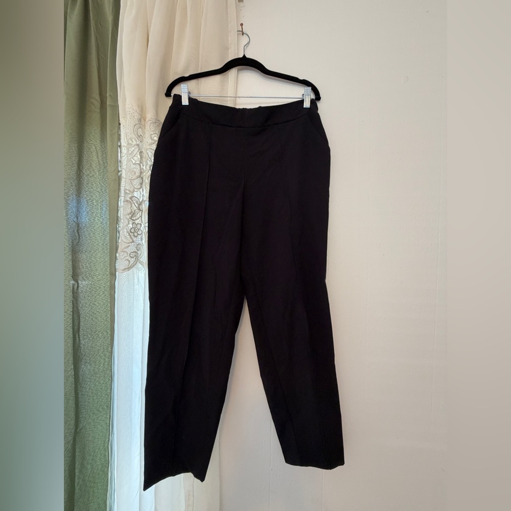 Nine West Crop Pants‎ Women M Black Excellent Curvy Relaxed Tapered Pintuck Seam